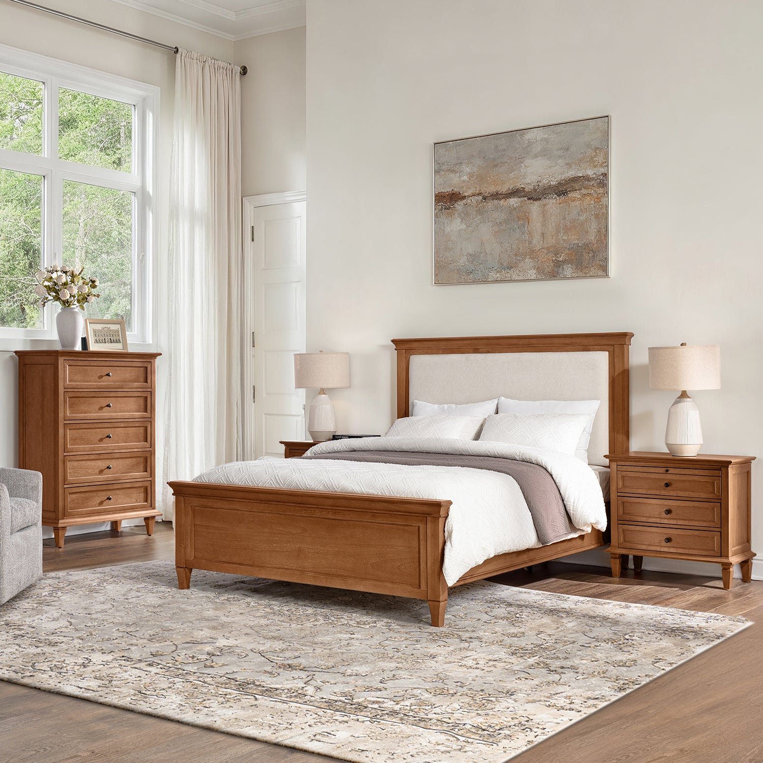 4-Piece Transitional Solid Wood Bedroom Set with 5-Drawer Dresser