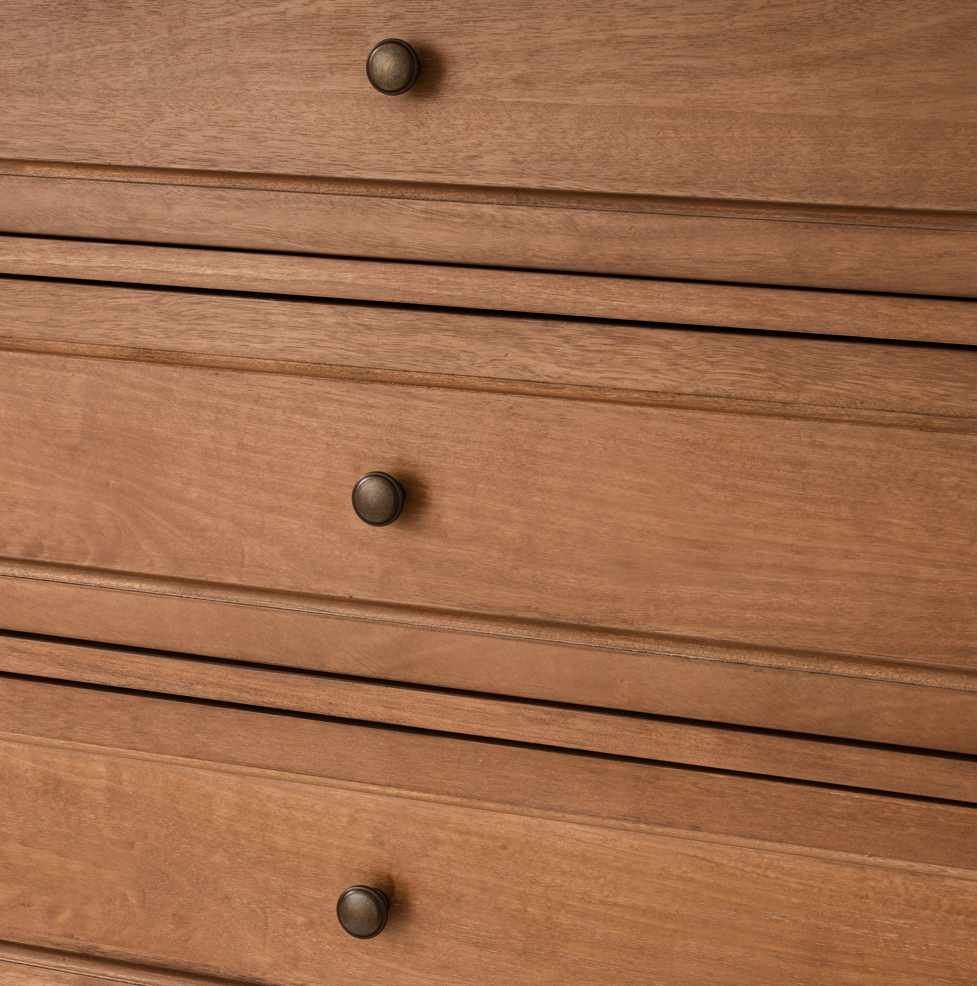 4-Piece Transitional Solid Wood Bedroom Set with 5-Drawer Dresser