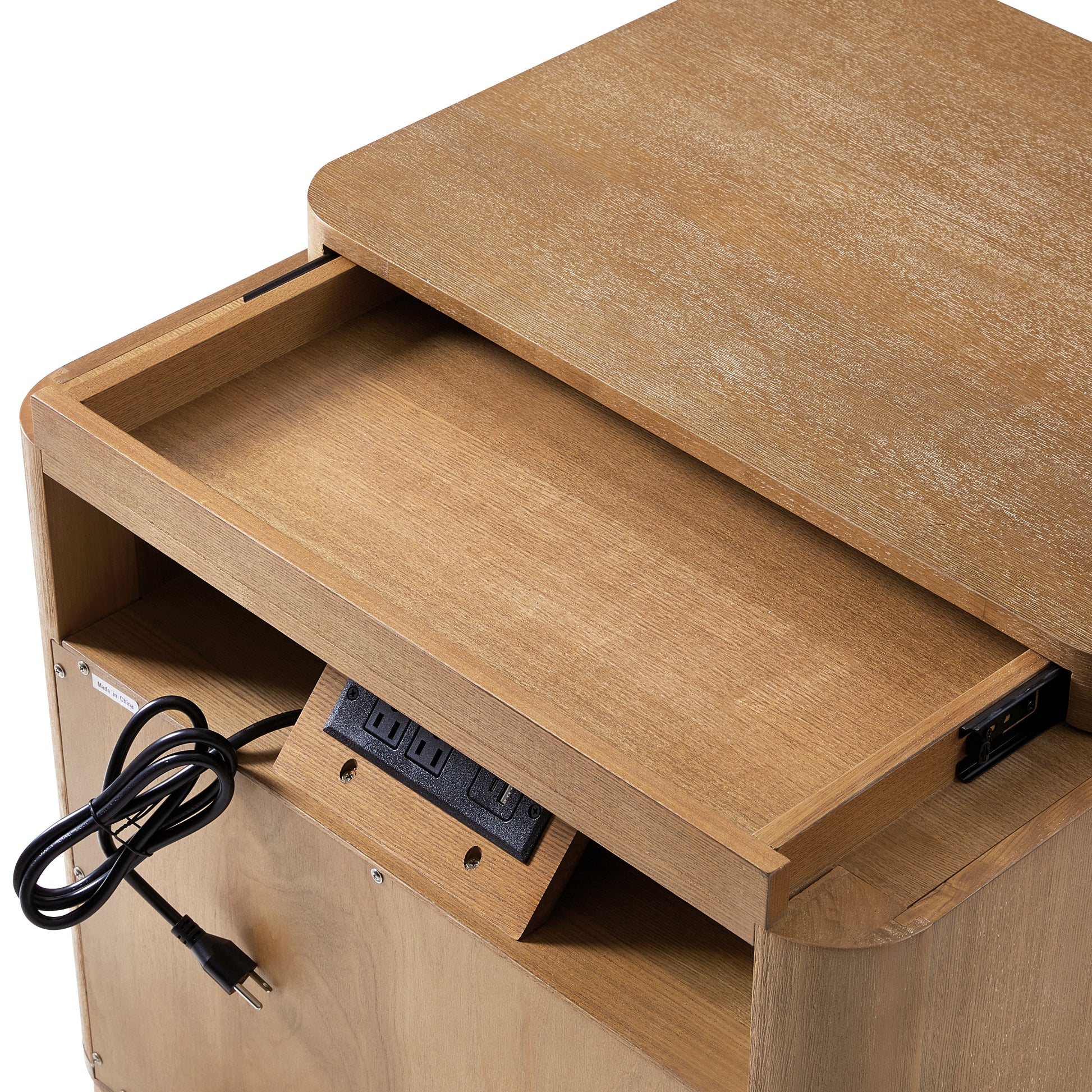 Brandon Modern 4-Piece Bedroom Set with Dresser