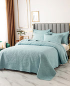 Aramis Reversible 3 Piece Damask Quilt Set