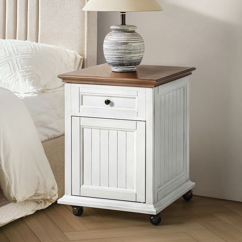 Tianna Farmhouse Lift-Top Storage End Table with Built-in Charge